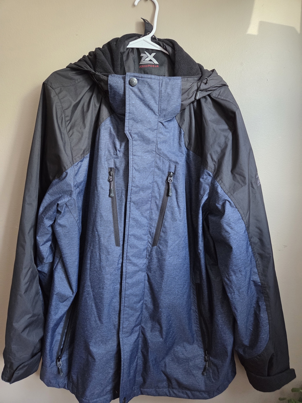 ZeroXposur Men's XXL Blue Black Hooded Ski Winter Performance Jacket
